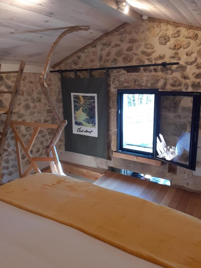 Le Gite De La Cabane De L'Oiseau Couze-et-Saint-Front Eksteriør billede