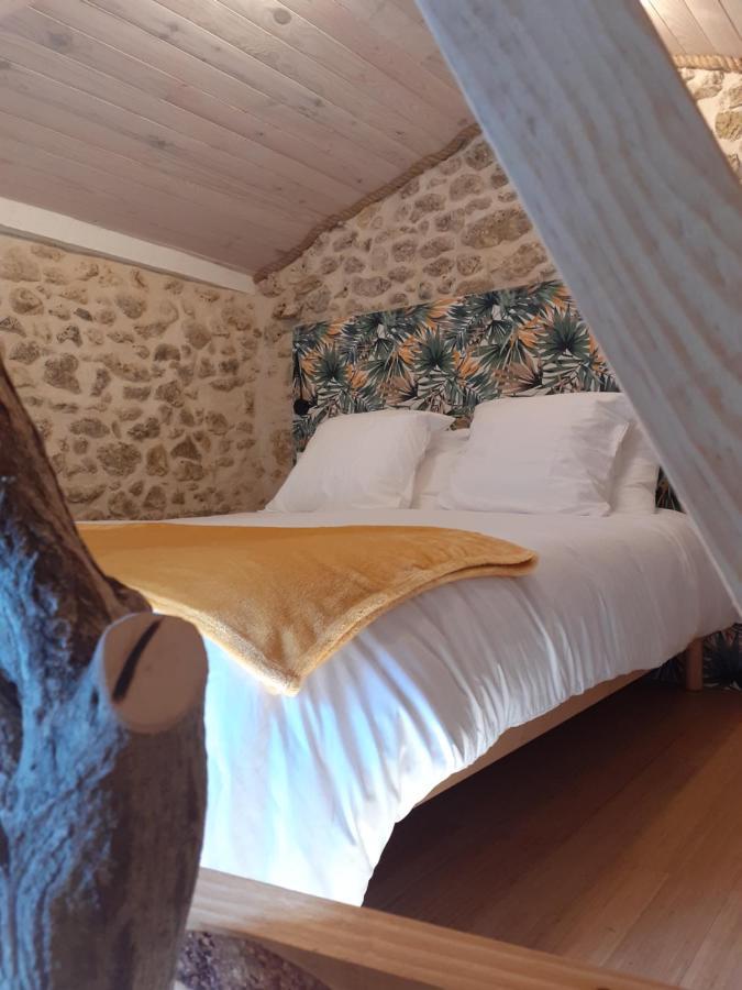 Le Gite De La Cabane De L'Oiseau Couze-et-Saint-Front Eksteriør billede