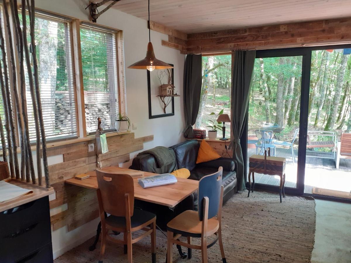Le Gite De La Cabane De L'Oiseau Couze-et-Saint-Front Eksteriør billede