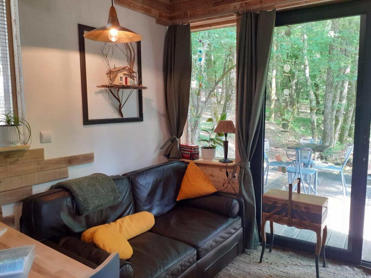 Le Gite De La Cabane De L'Oiseau Couze-et-Saint-Front Eksteriør billede