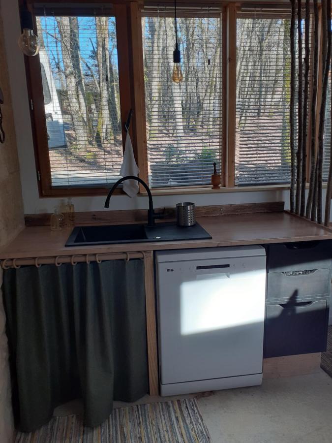 Le Gite De La Cabane De L'Oiseau Couze-et-Saint-Front Eksteriør billede