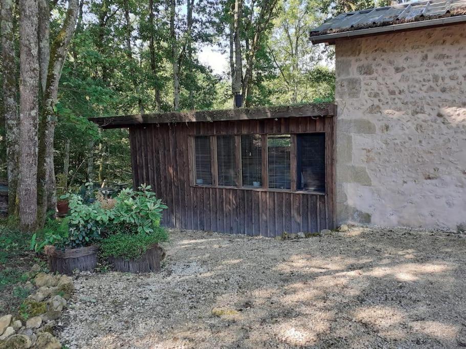 Le Gite De La Cabane De L'Oiseau Couze-et-Saint-Front Eksteriør billede