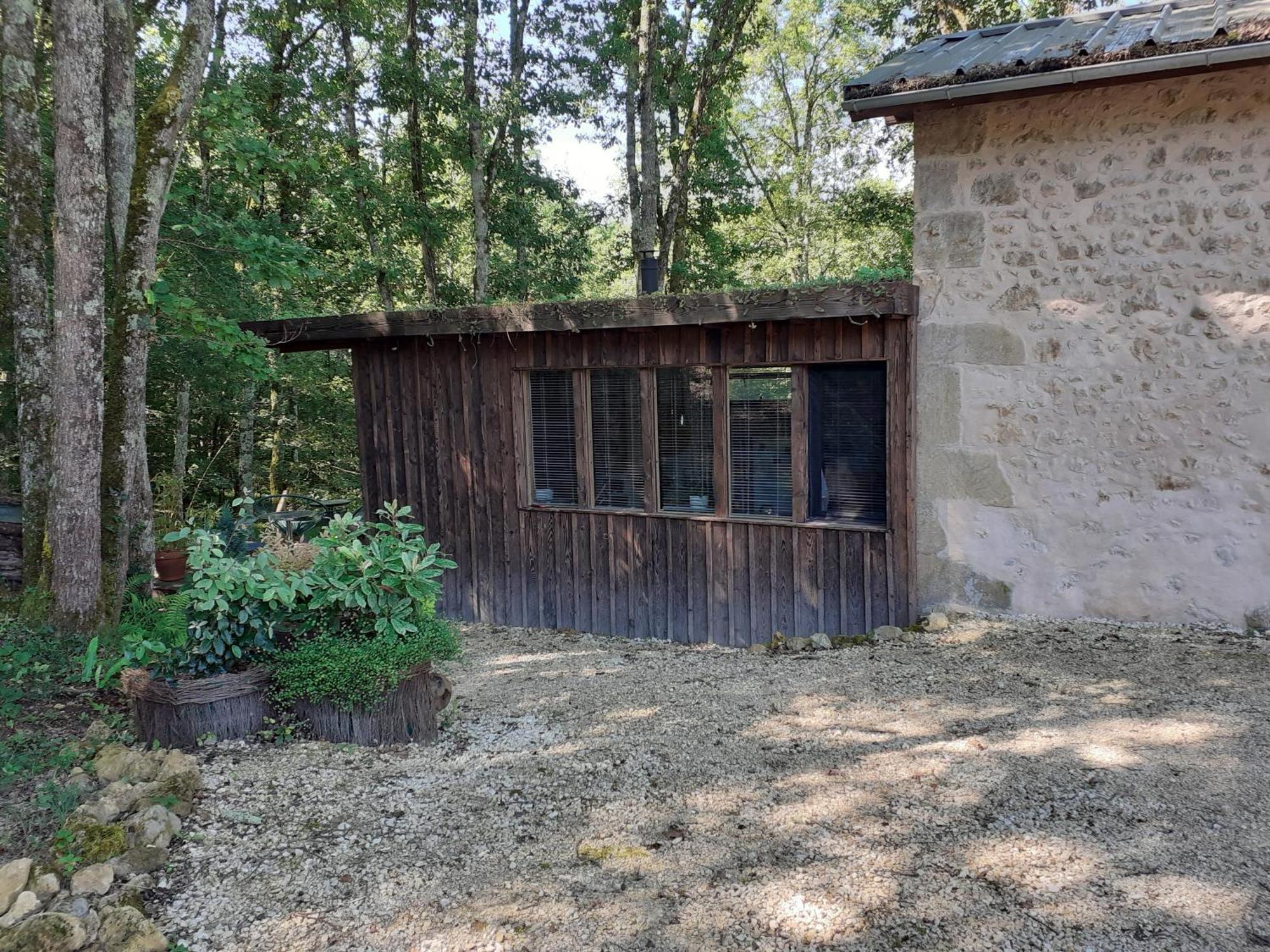 Le Gite De La Cabane De L'Oiseau Couze-et-Saint-Front Eksteriør billede